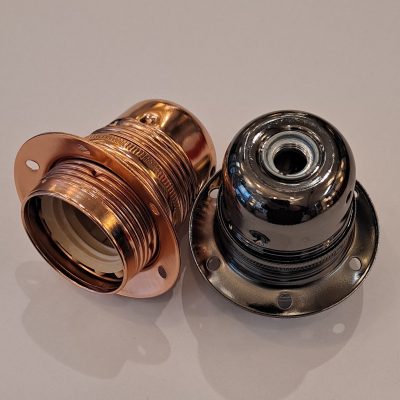 E 27 maadoitettu lampunpidin